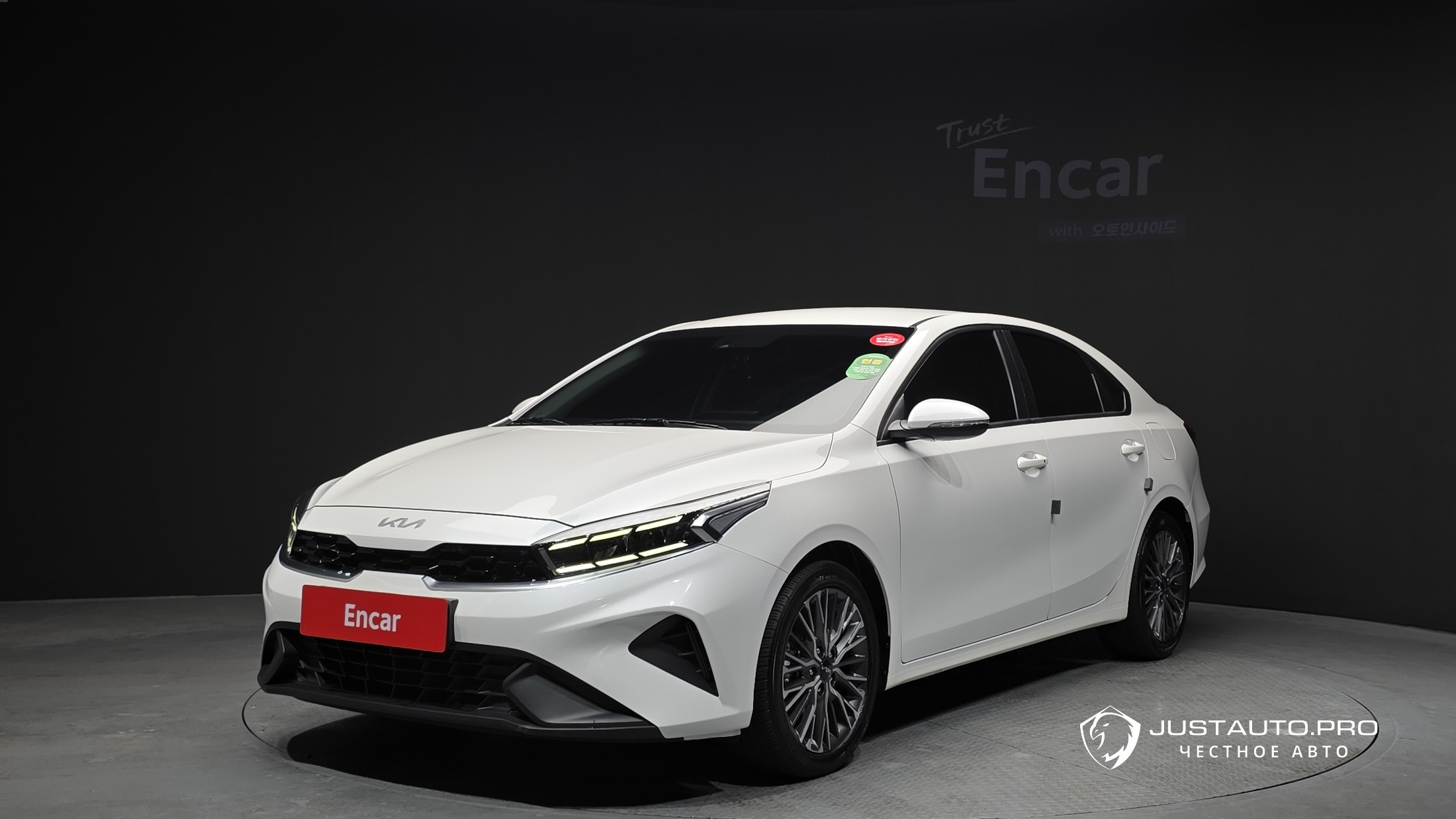 Автомобиль Kia K3