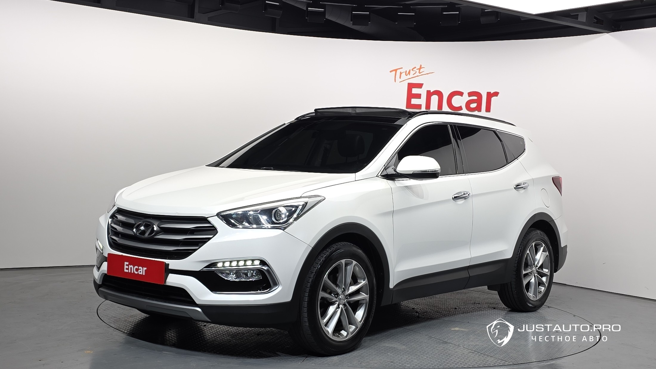 Автомобиль Hyundai Santafe
