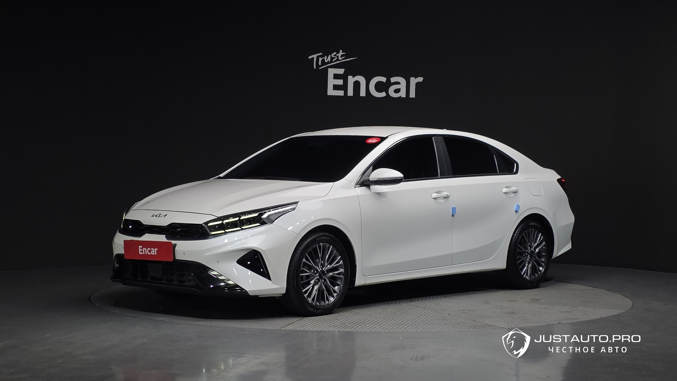 Автомобиль Kia K3