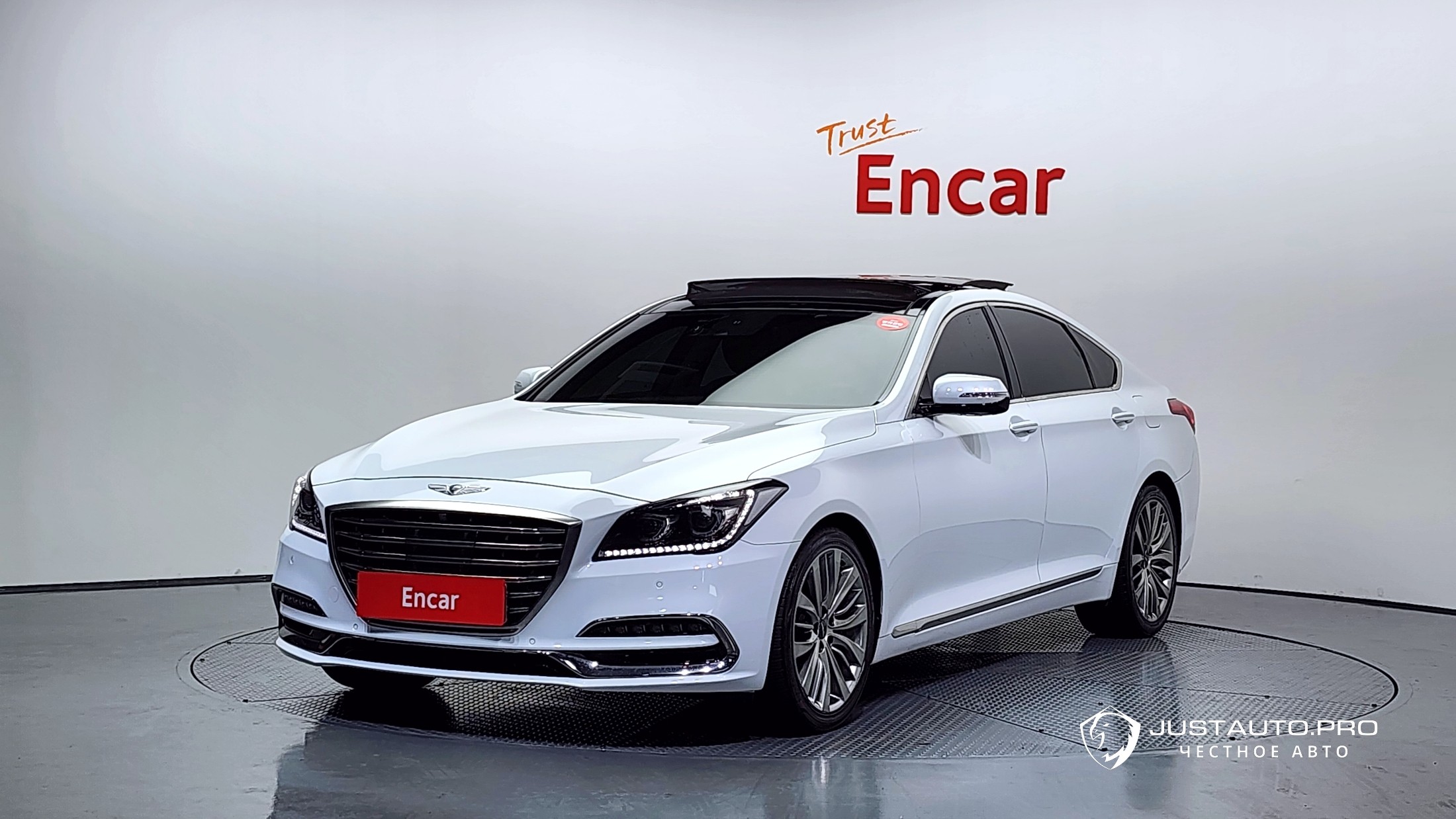 Автомобиль Genesis G80