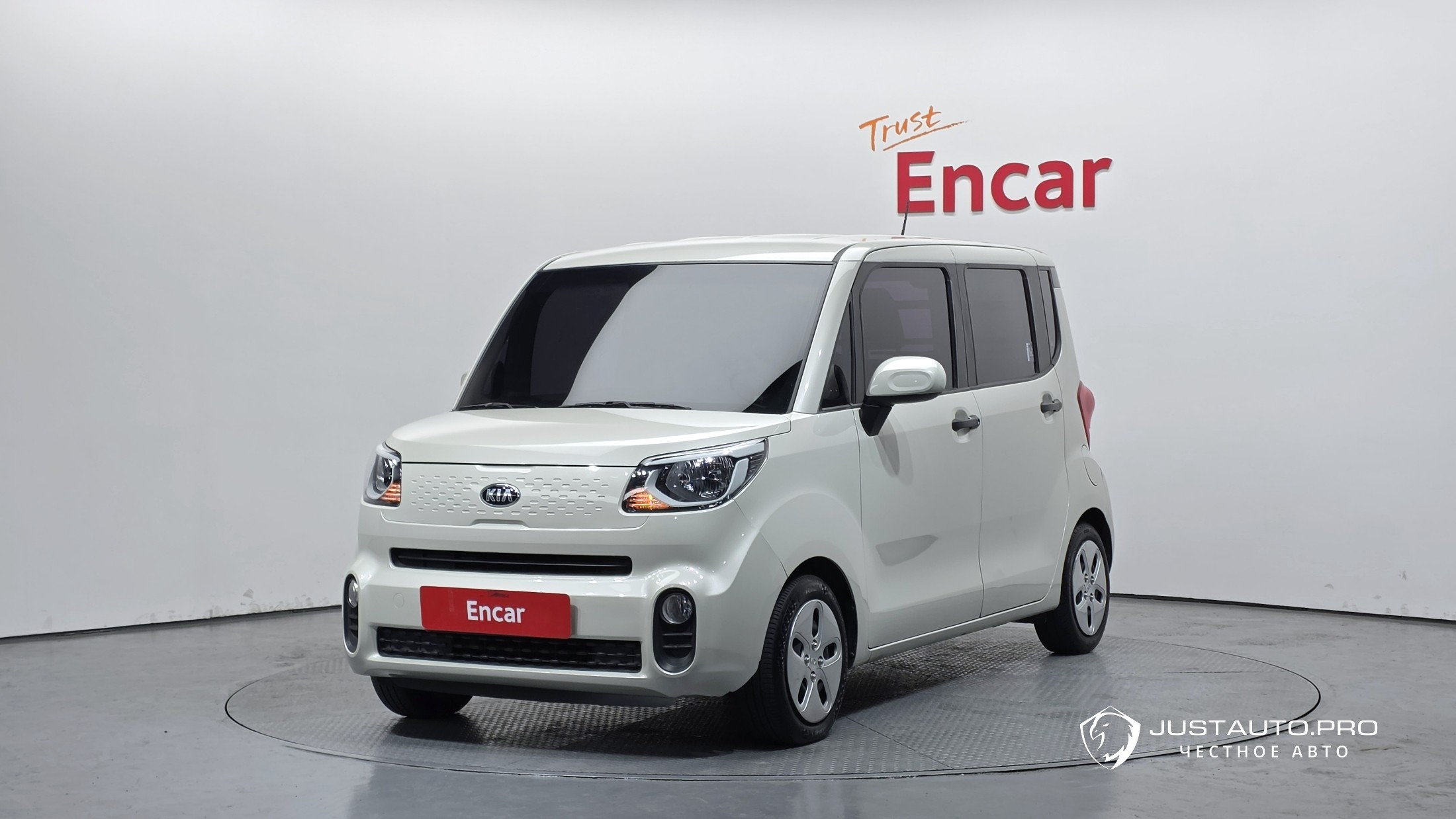 Автомобиль Kia RAY
