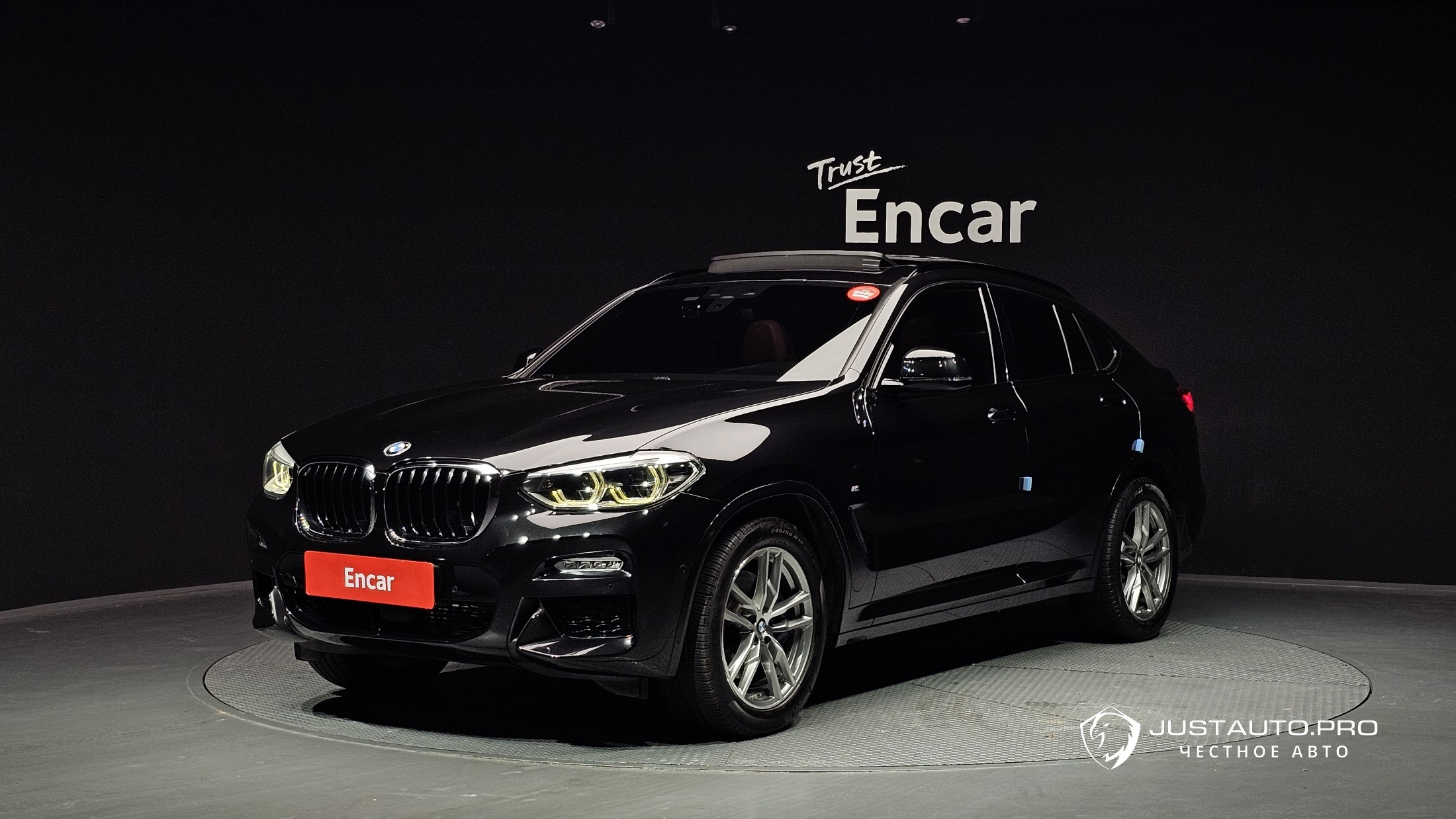 Автомобиль BMW X4