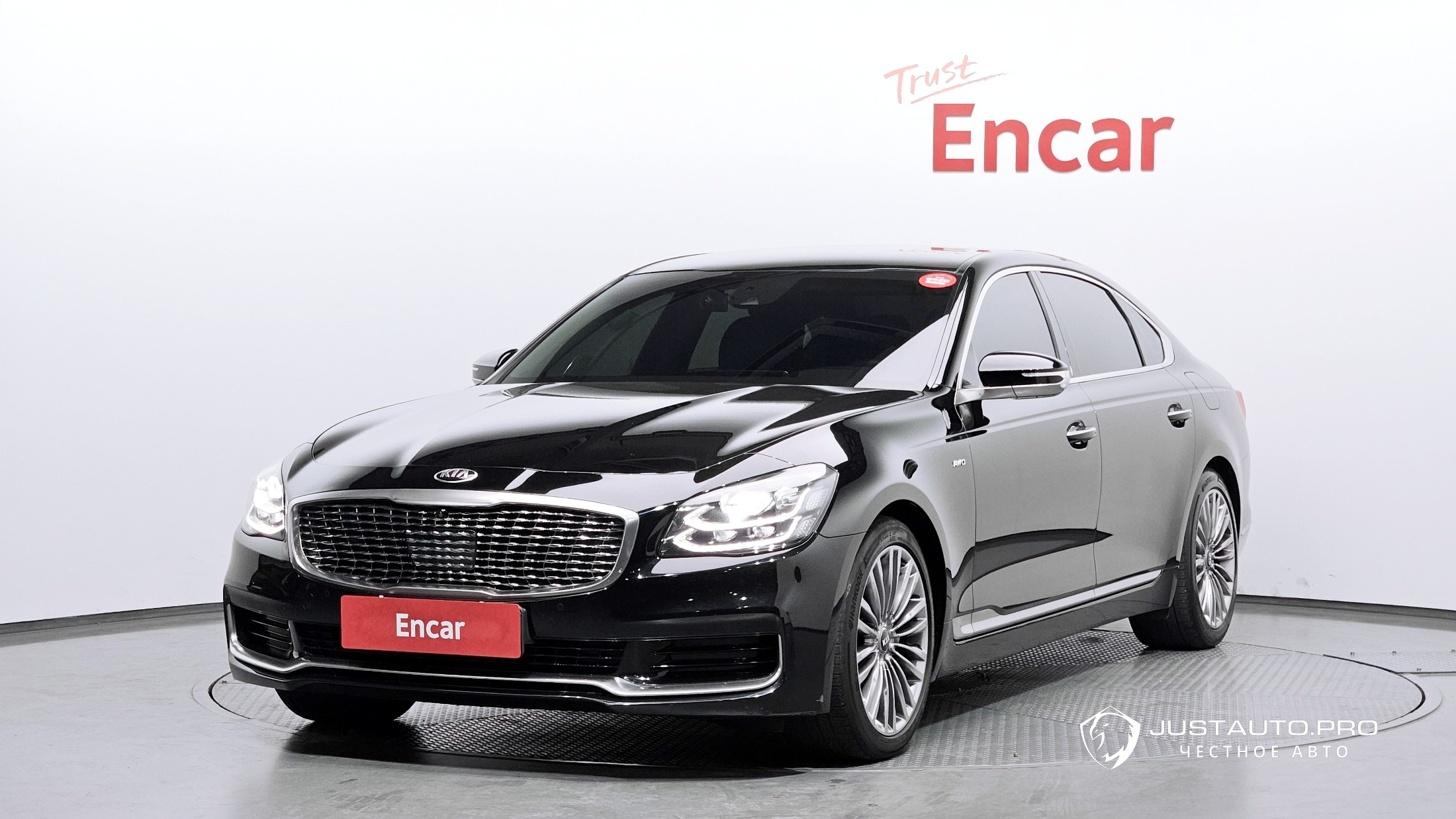 Автомобиль Kia K9