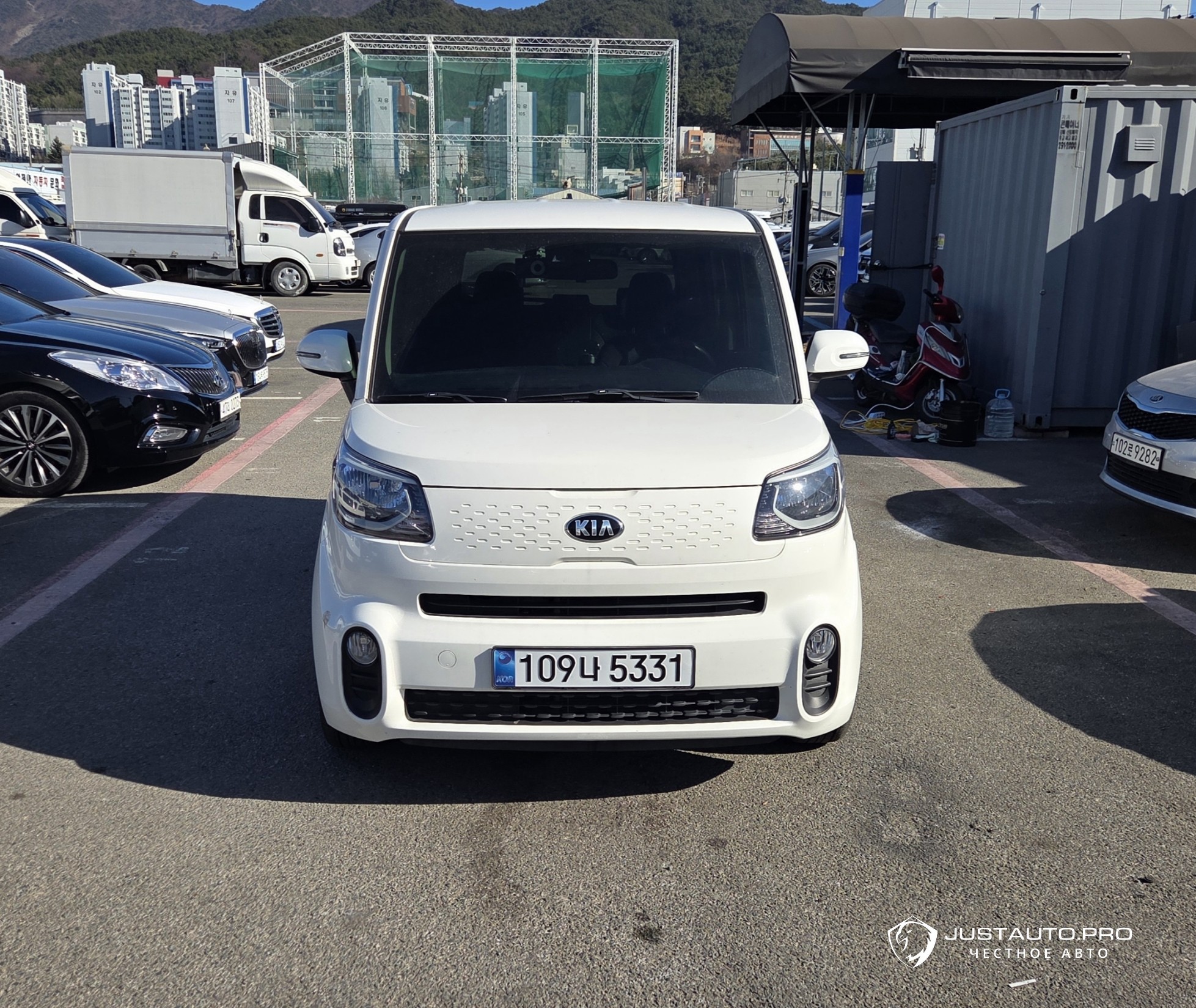 Автомобиль Kia RAY