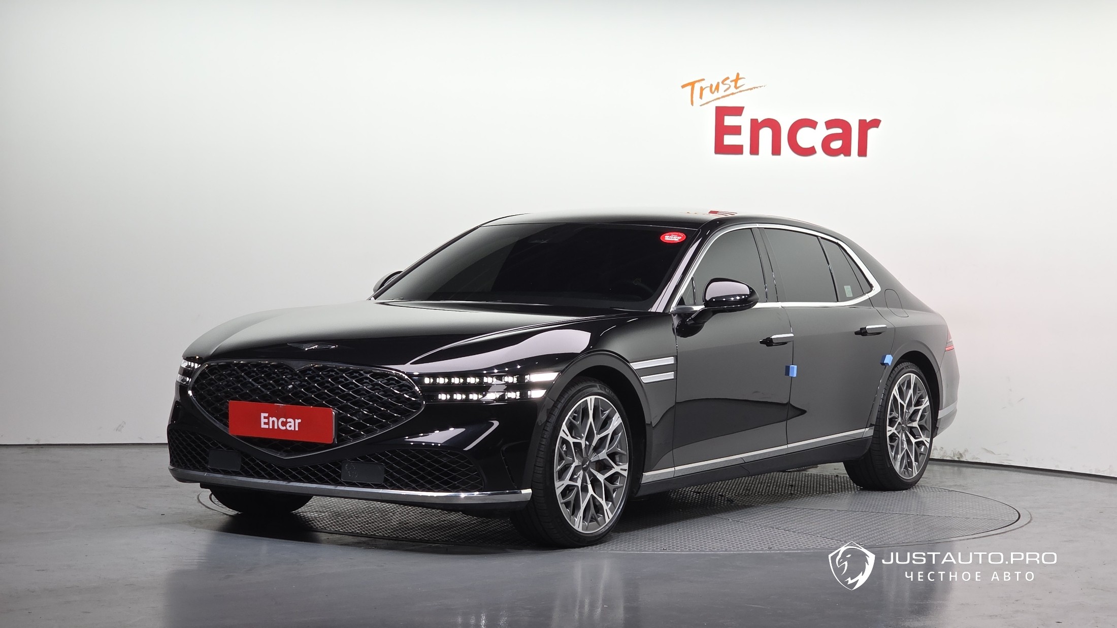 Автомобиль Genesis G90