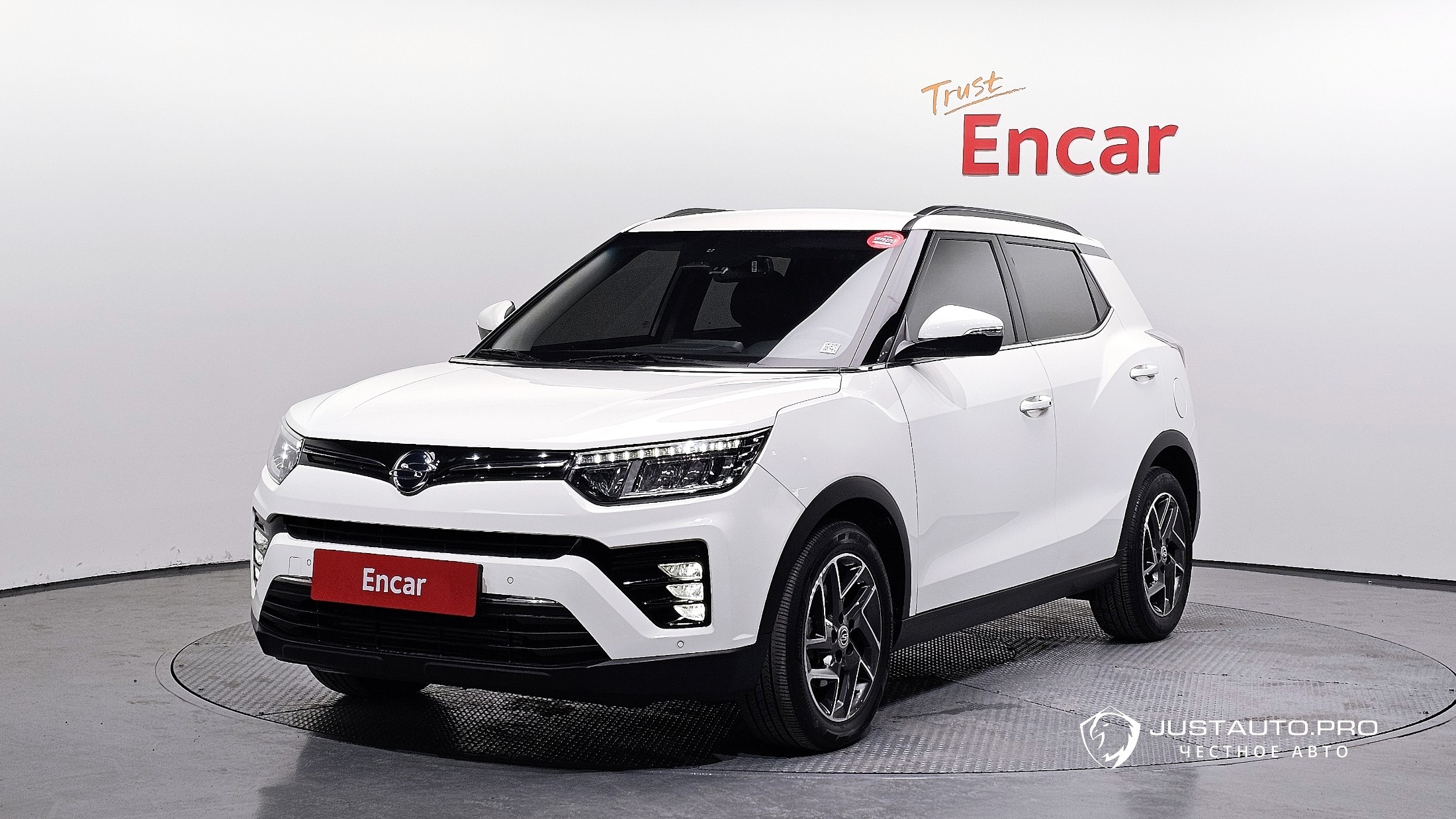 Автомобиль KG_Mobility_Ssangyong TIBOLI