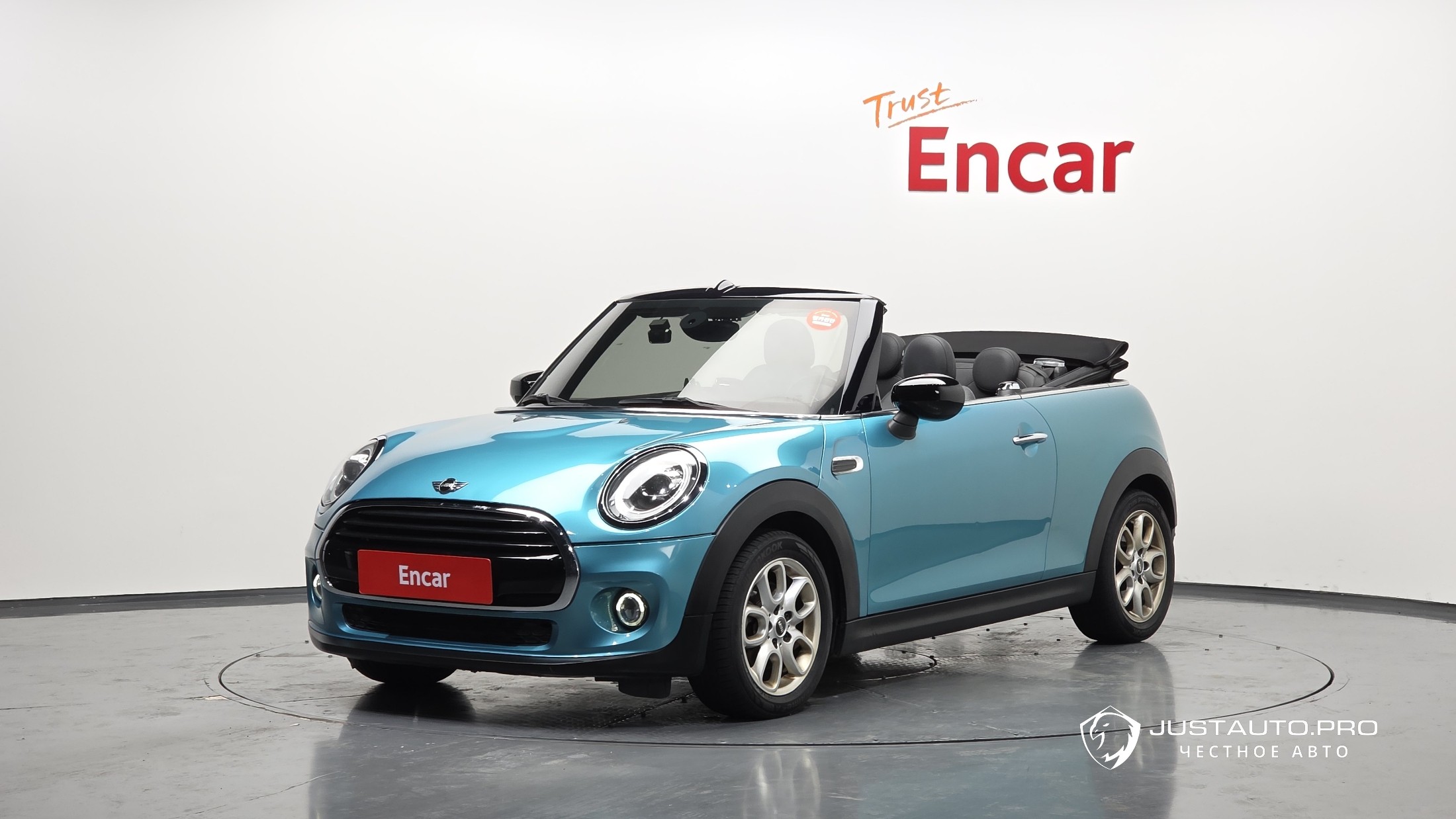 Автомобиль Mini Cooper Convertible