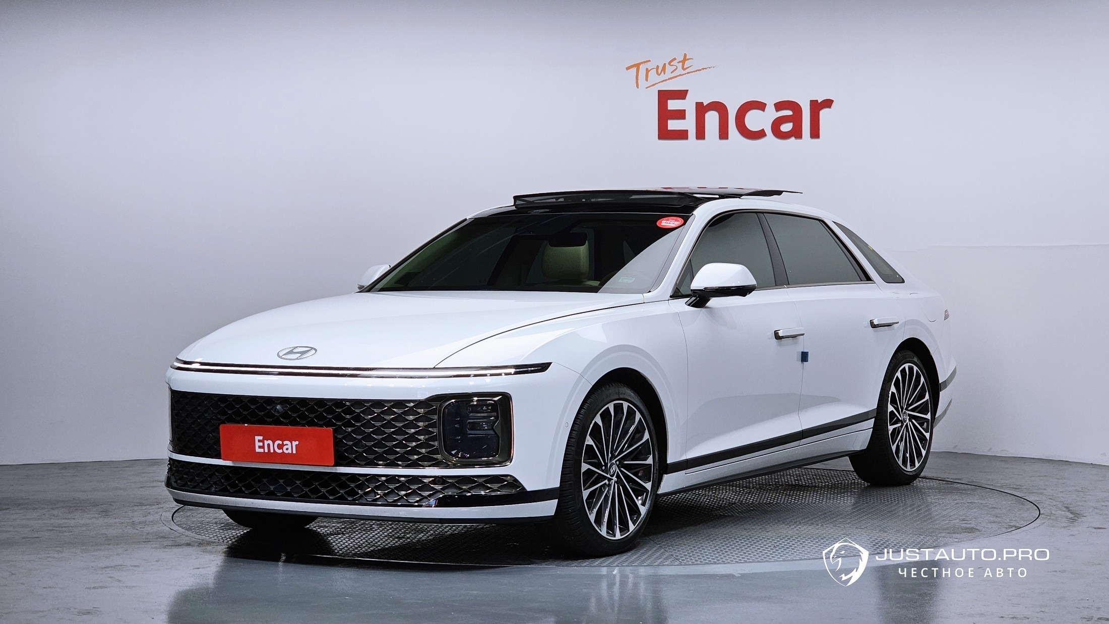 Автомобиль Hyundai Grandeur