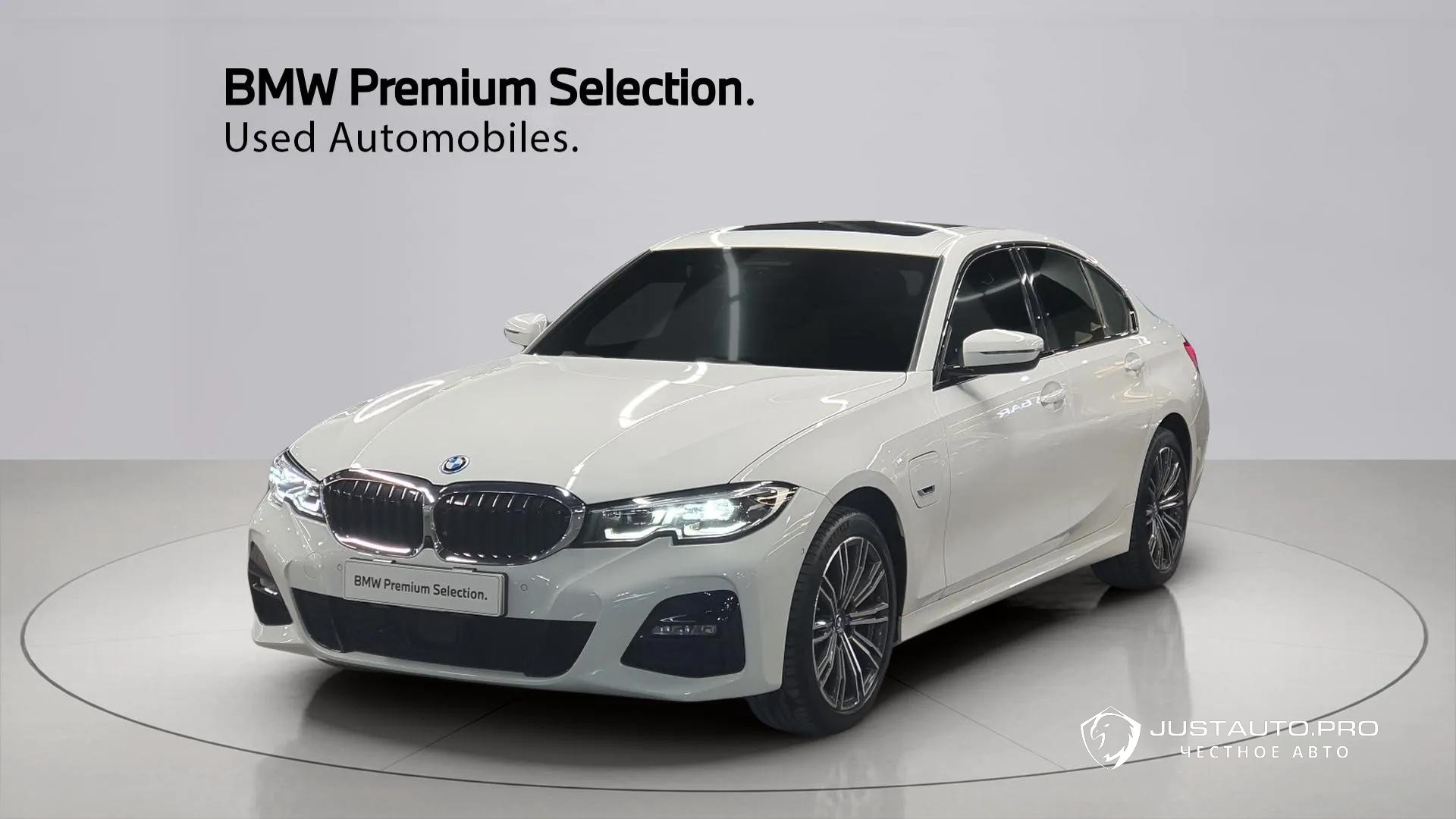 Автомобиль BMW 3-Series