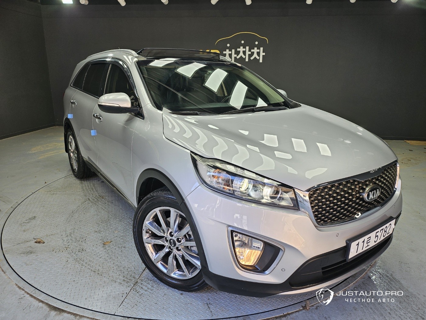Автомобиль Kia Sorento