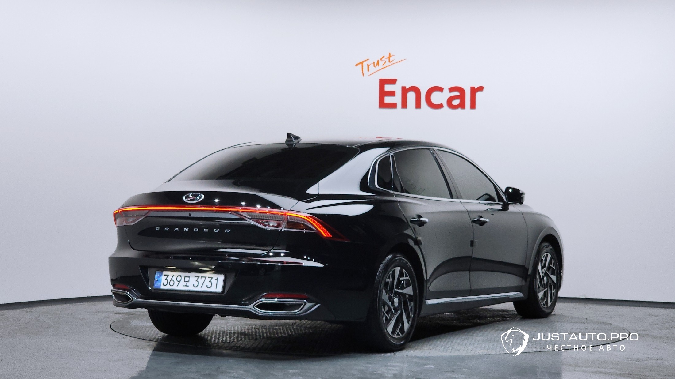 Автомобиль Hyundai Grandeur