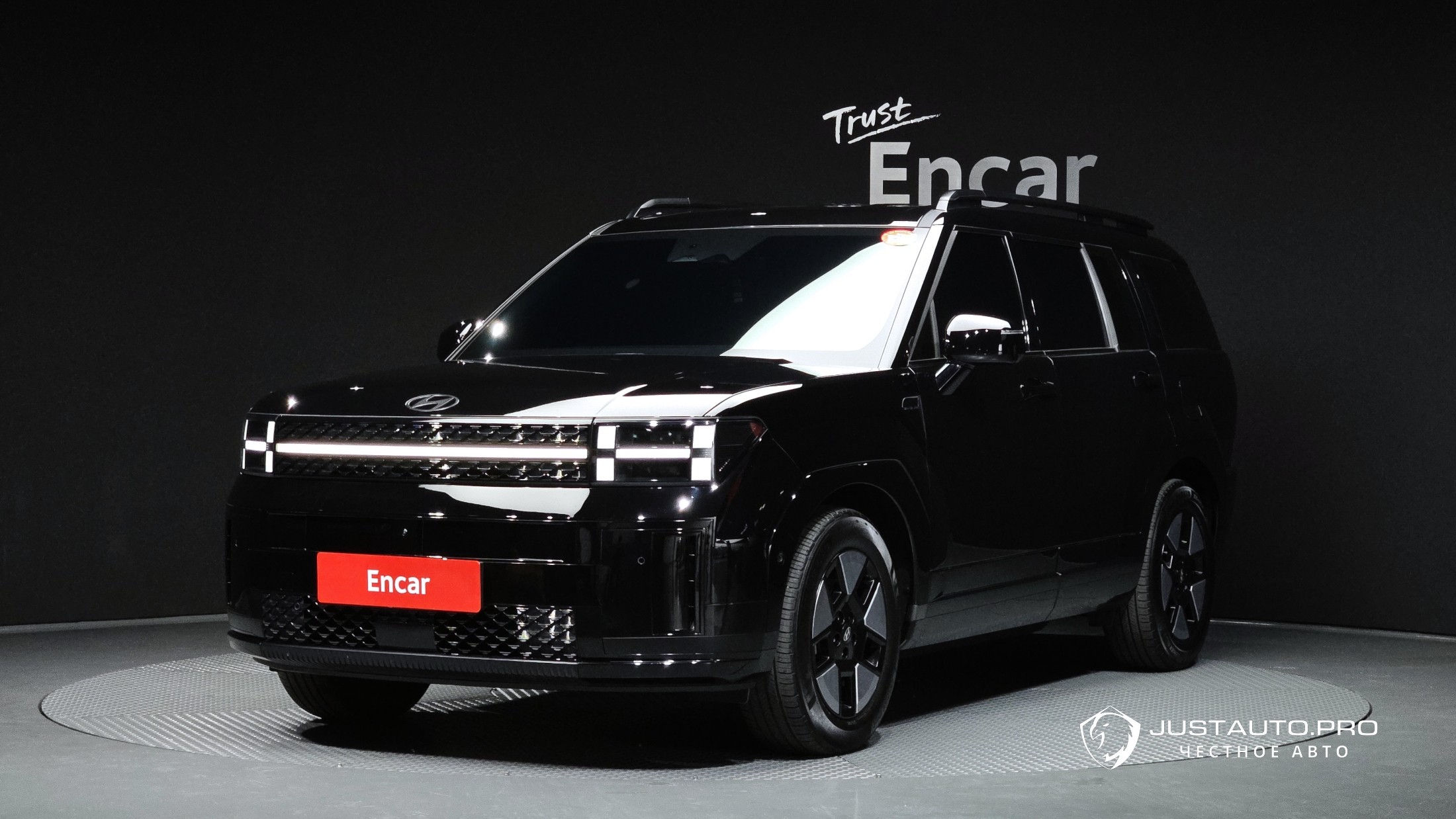 Автомобиль Hyundai Santafe