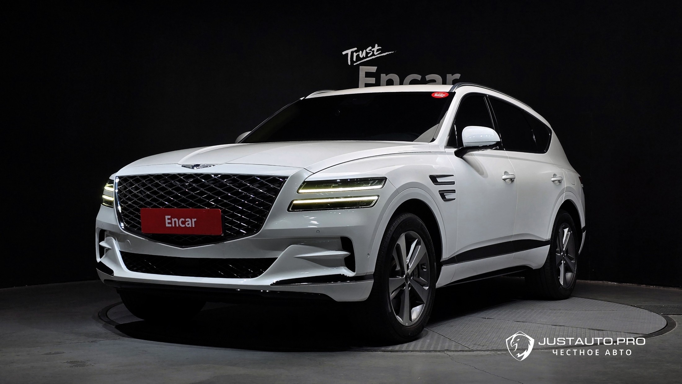 Автомобиль Genesis GV80