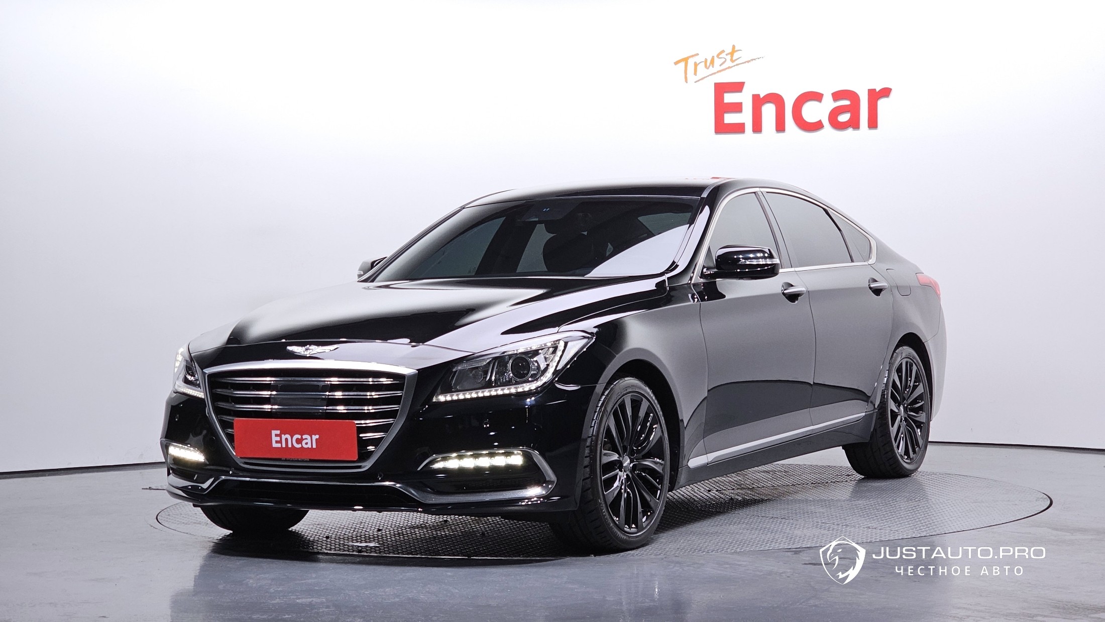 Автомобиль Genesis G80