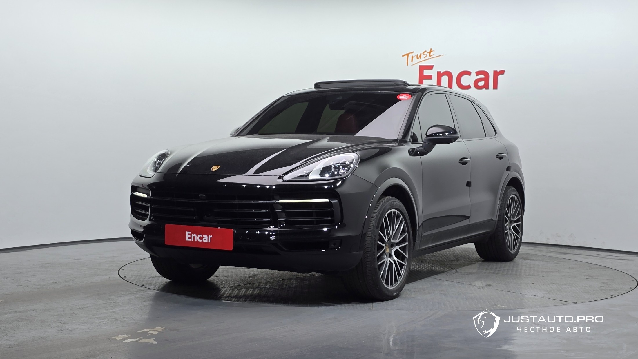 Автомобиль Porsche Cayenne