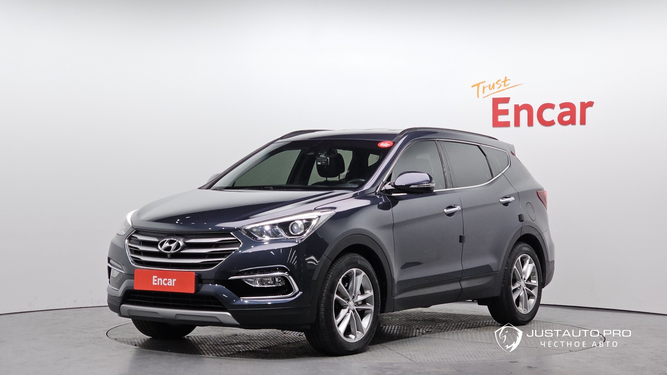 Автомобиль Hyundai Santafe