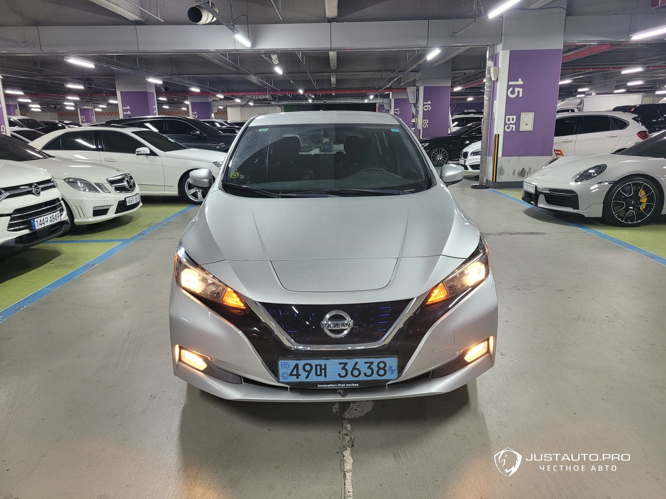 Автомобиль Nissan Leaf