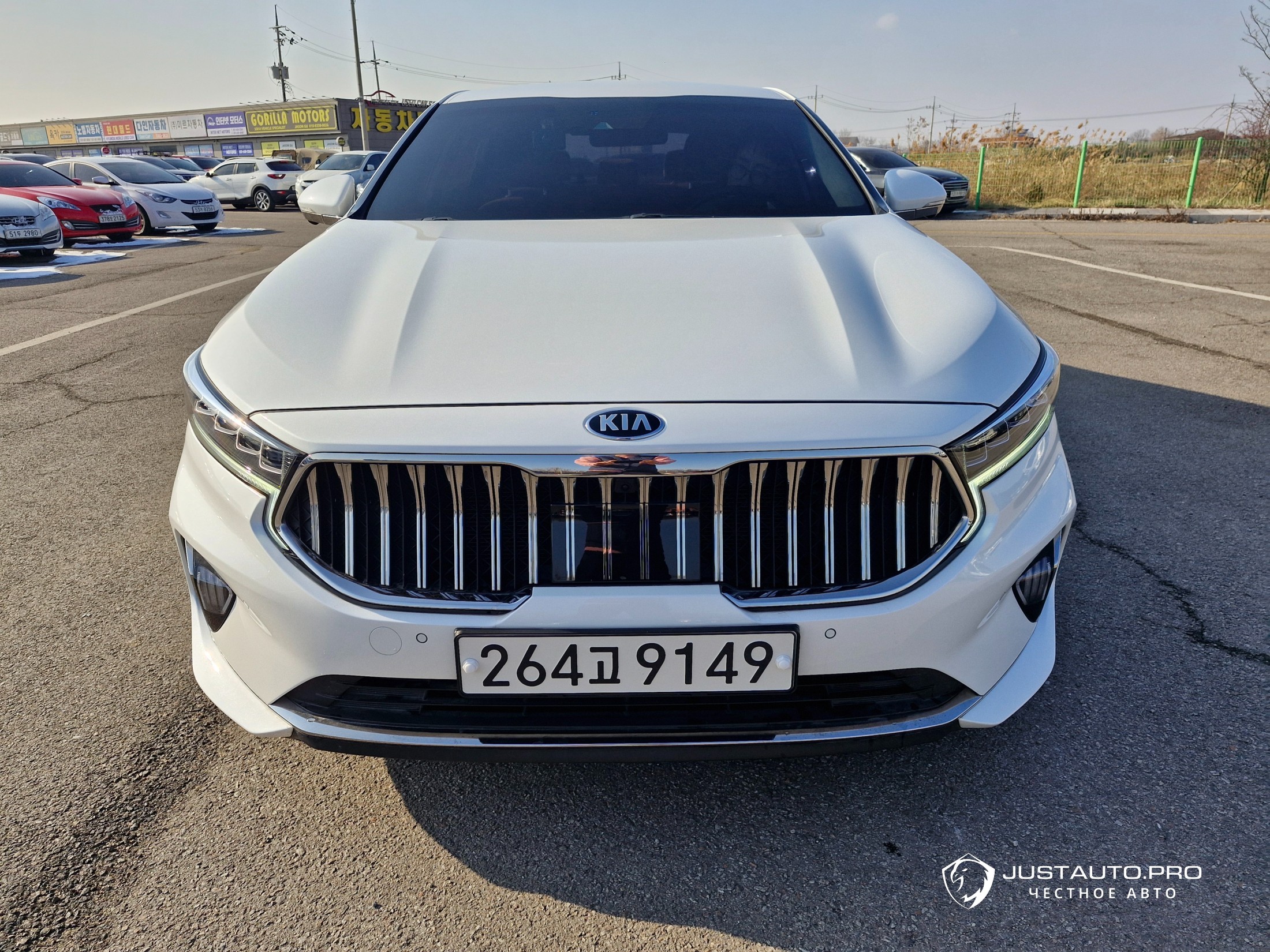 Автомобиль Kia K7