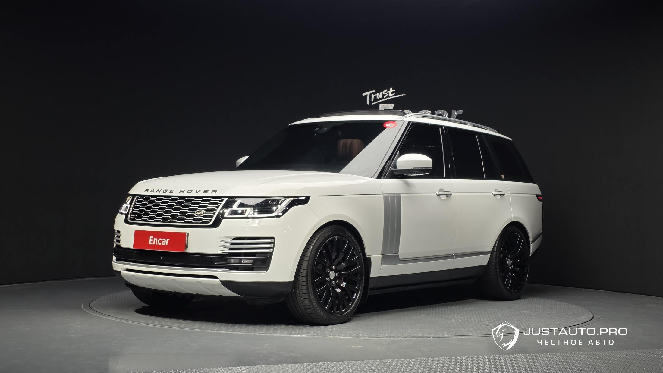Автомобиль Land Rover Range Rover