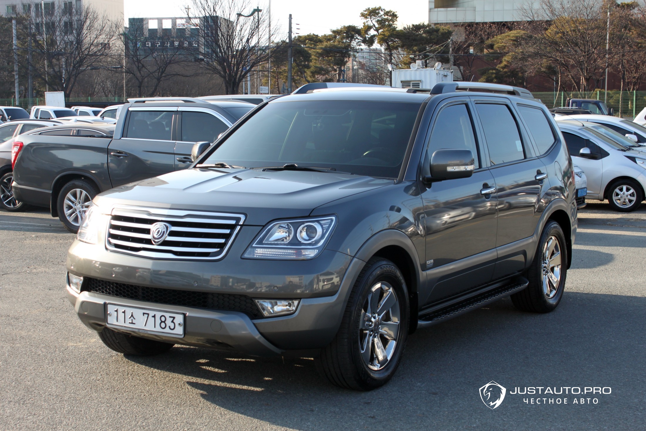 Автомобиль Kia Mohave