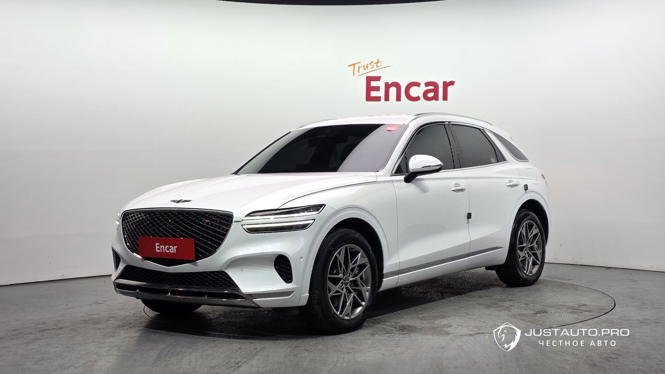 Автомобиль Genesis GV70