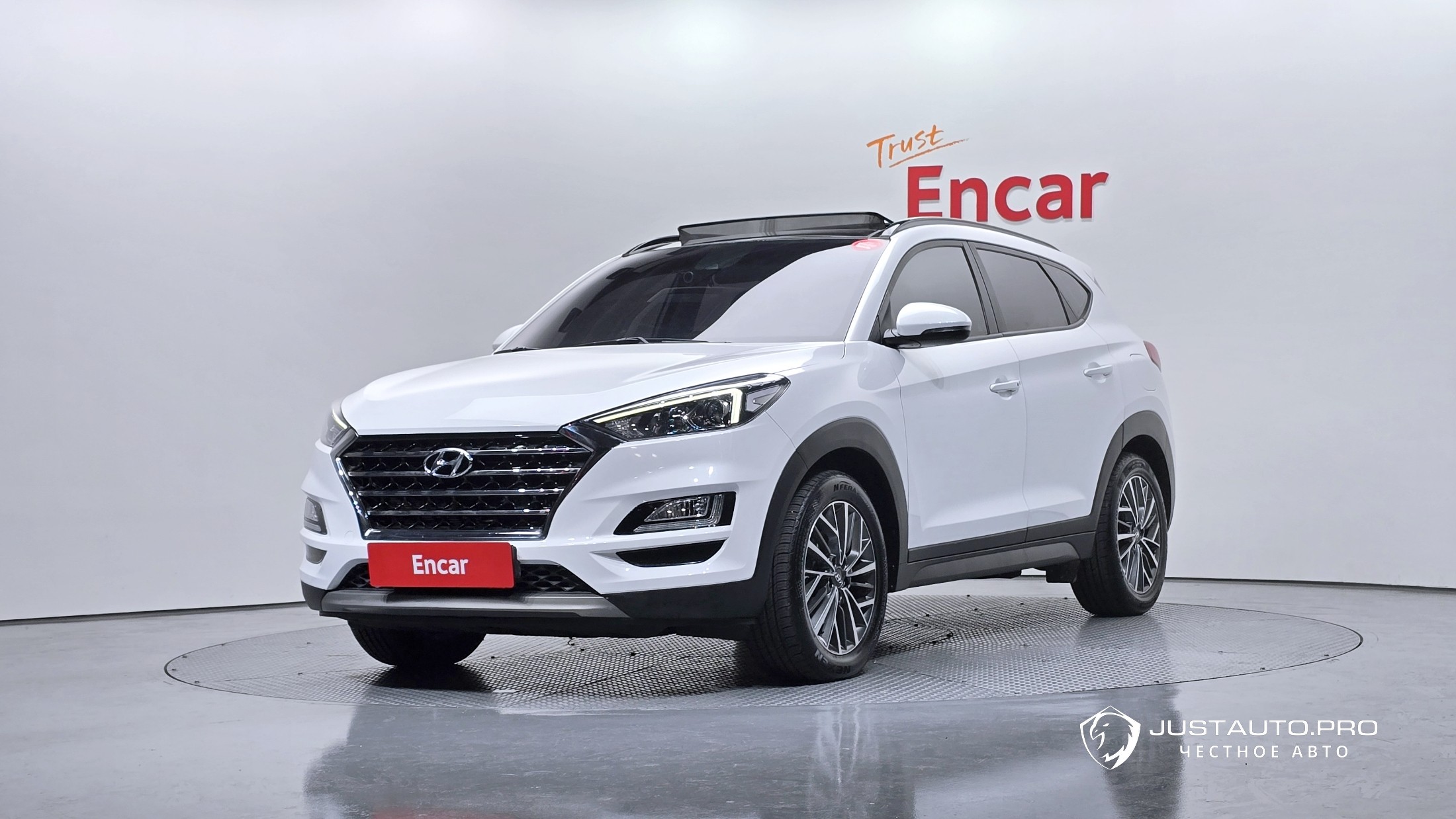 Автомобиль Hyundai Tucson