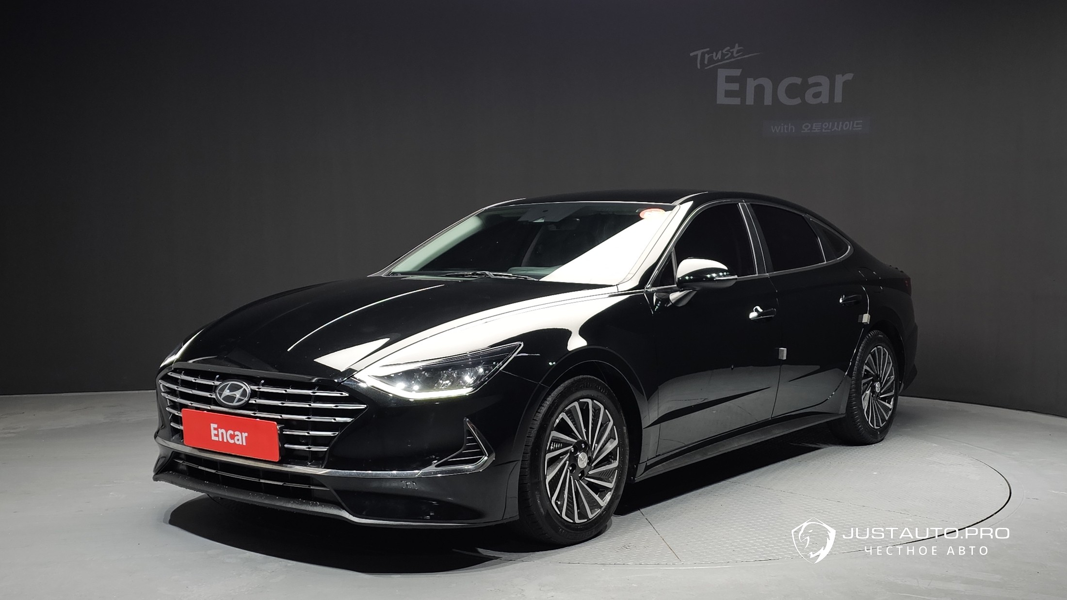 Автомобиль Hyundai Sonata