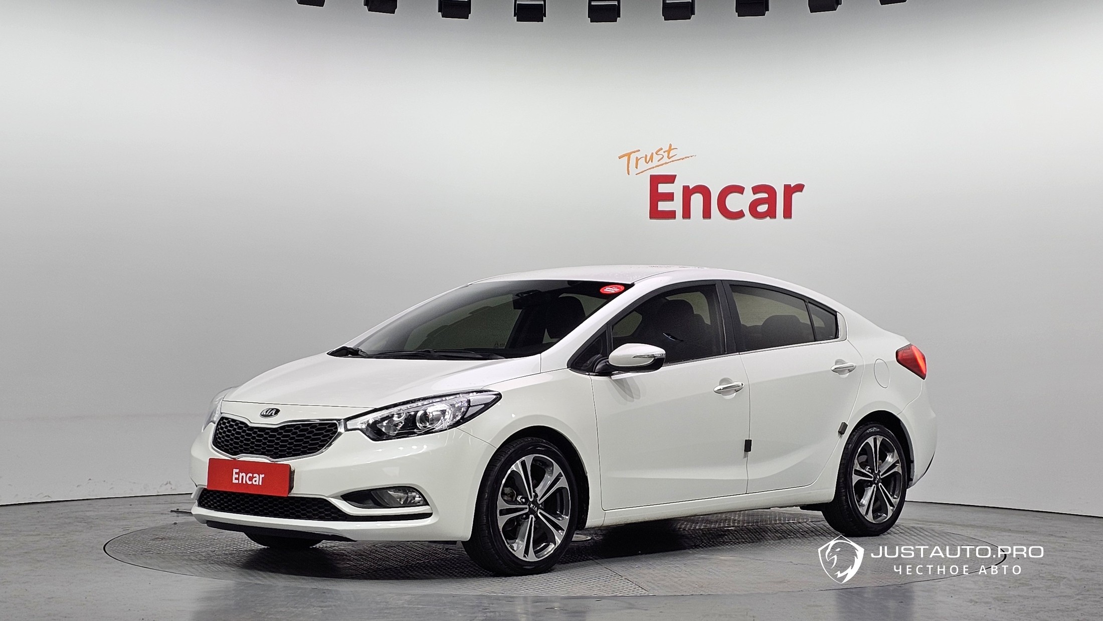 Автомобиль Kia K3