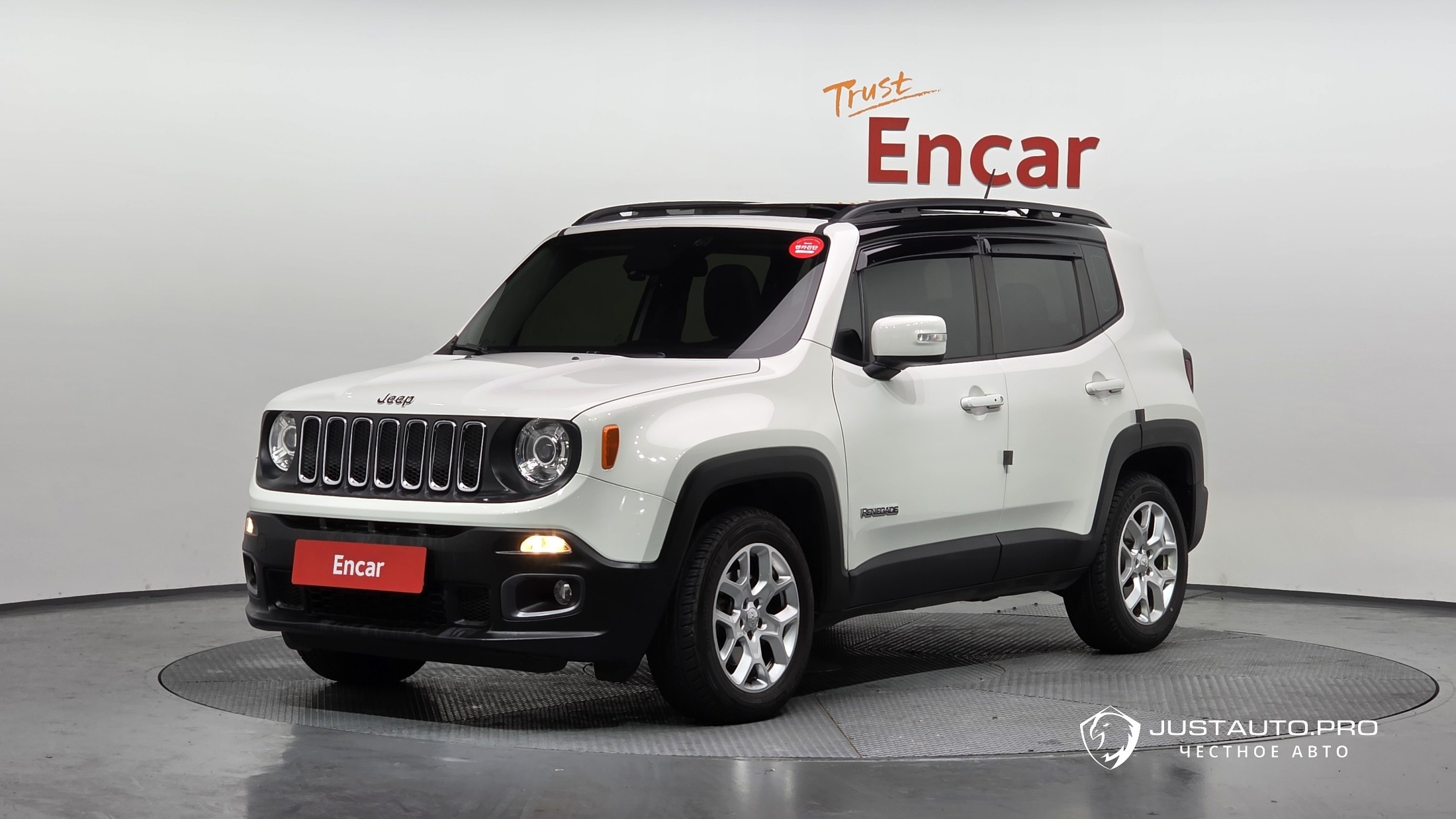 Автомобиль Jeep Renegade