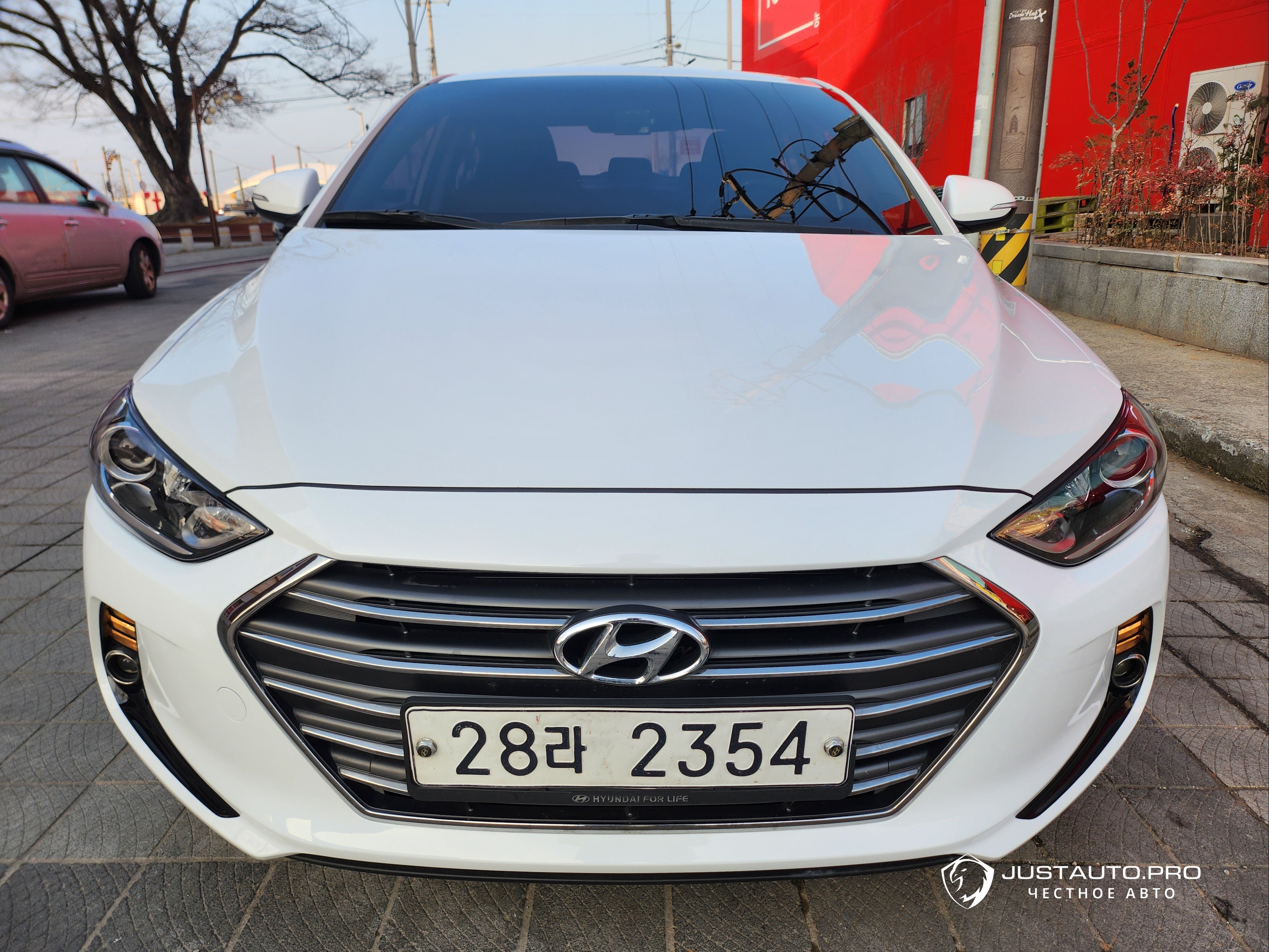 Автомобиль Hyundai AVANTE