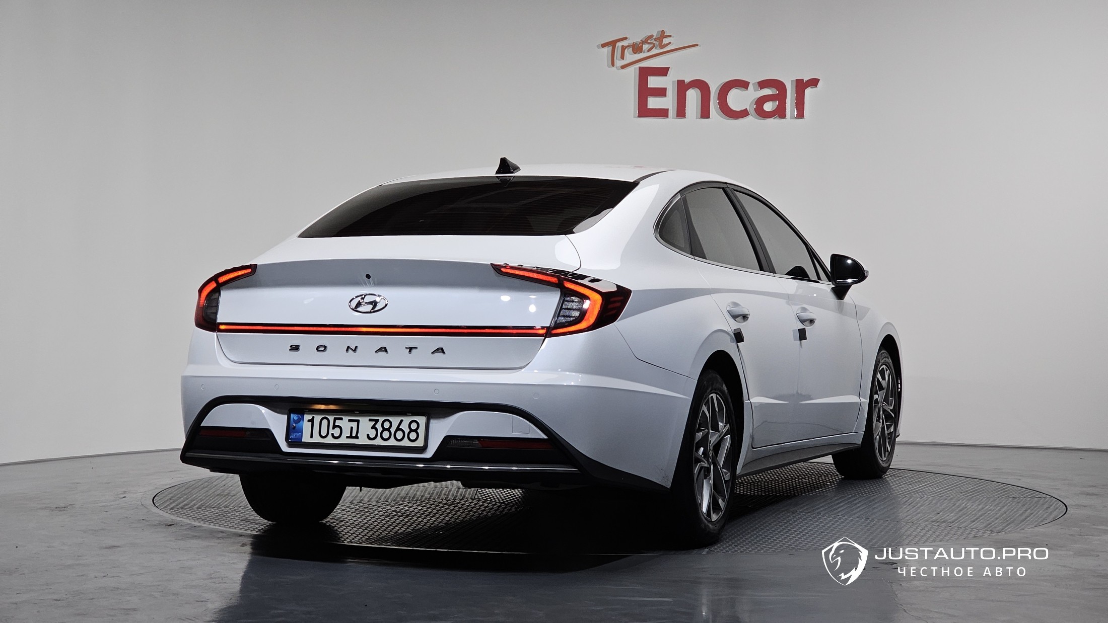 Автомобиль Hyundai Sonata