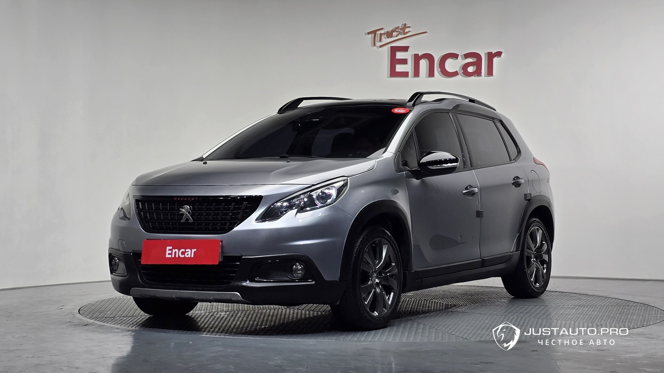 Автомобиль Peugeot 2008