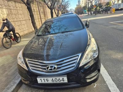 Автомобиль Hyundai Grandeur