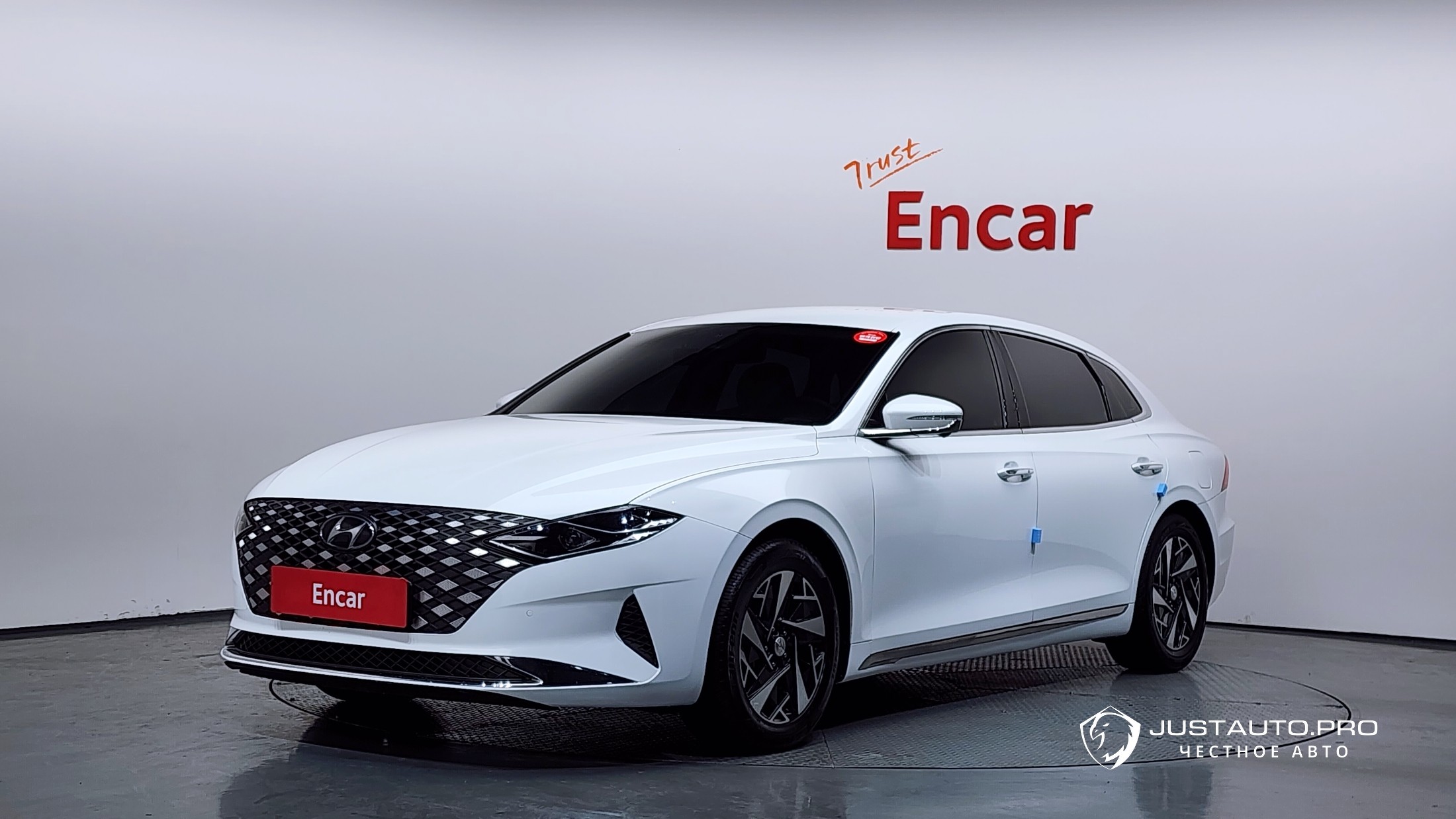 Автомобиль Hyundai Grandeur