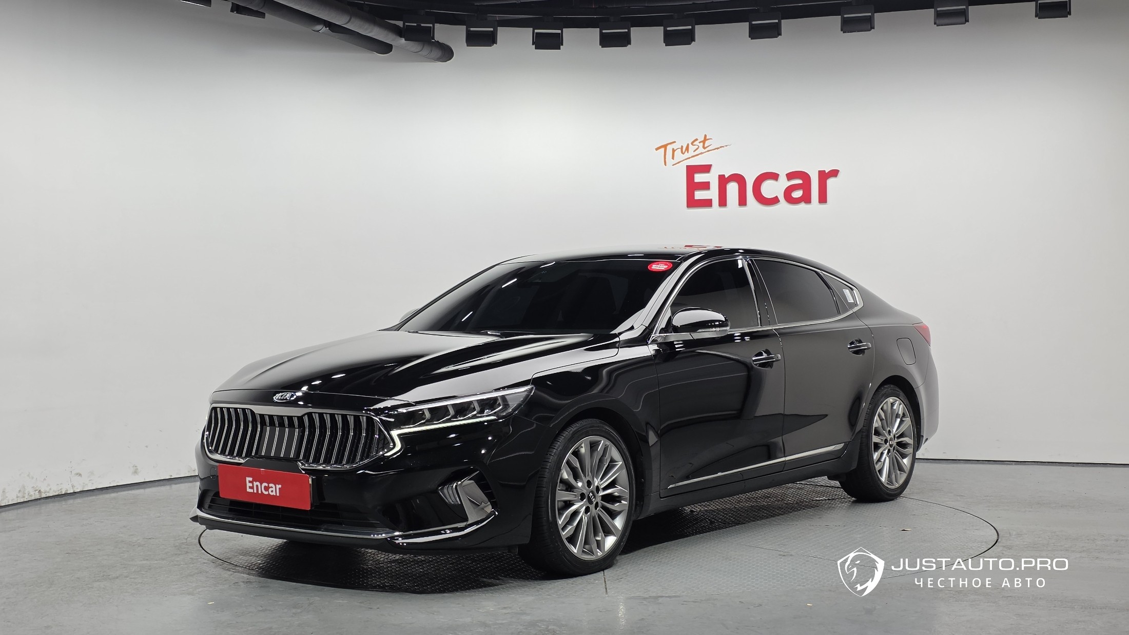 Автомобиль Kia K7