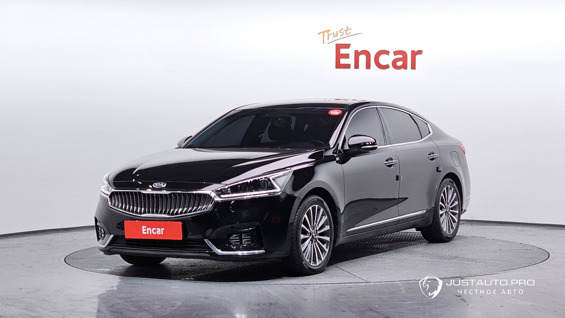 Автомобиль Kia K7