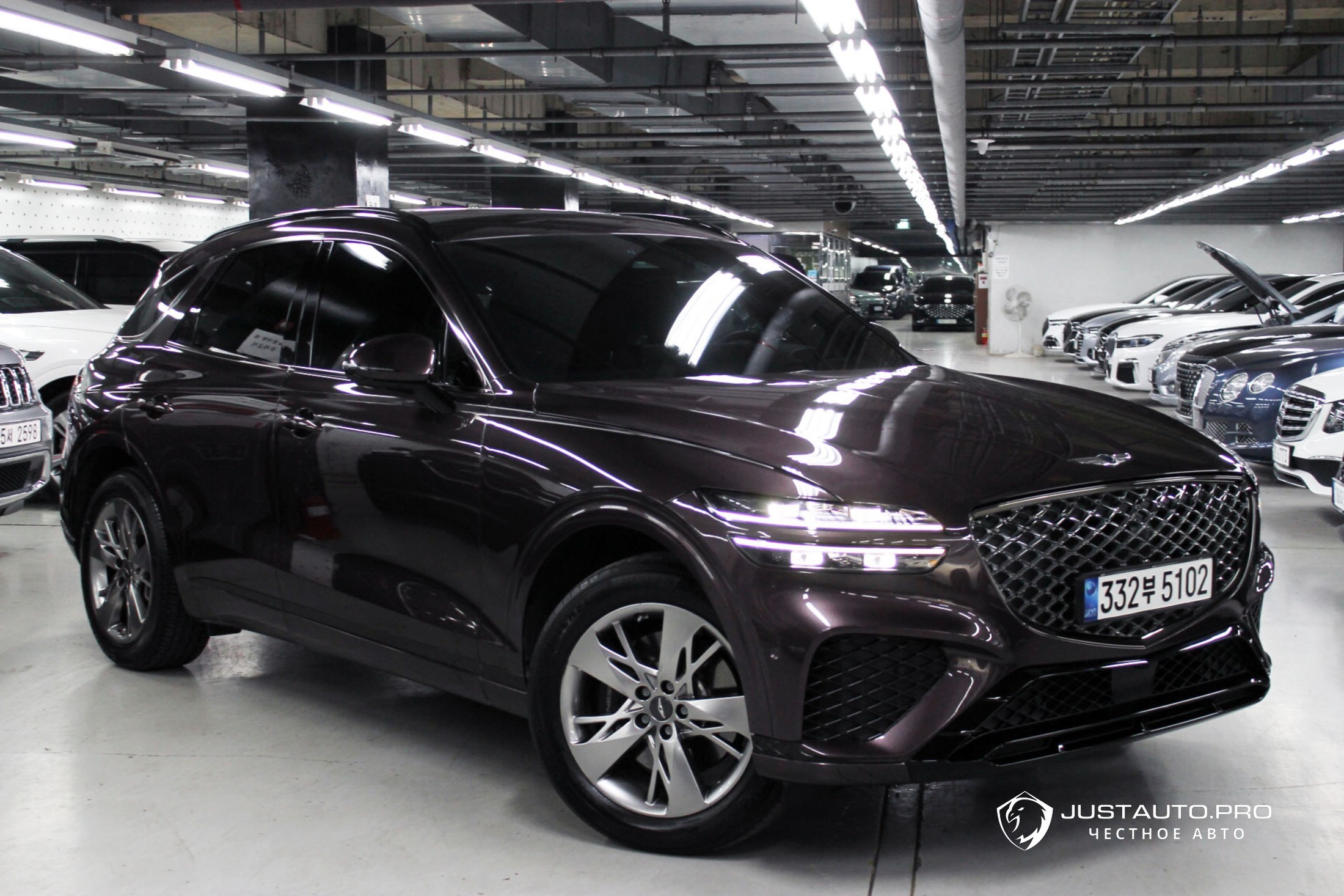 Автомобиль Genesis GV70