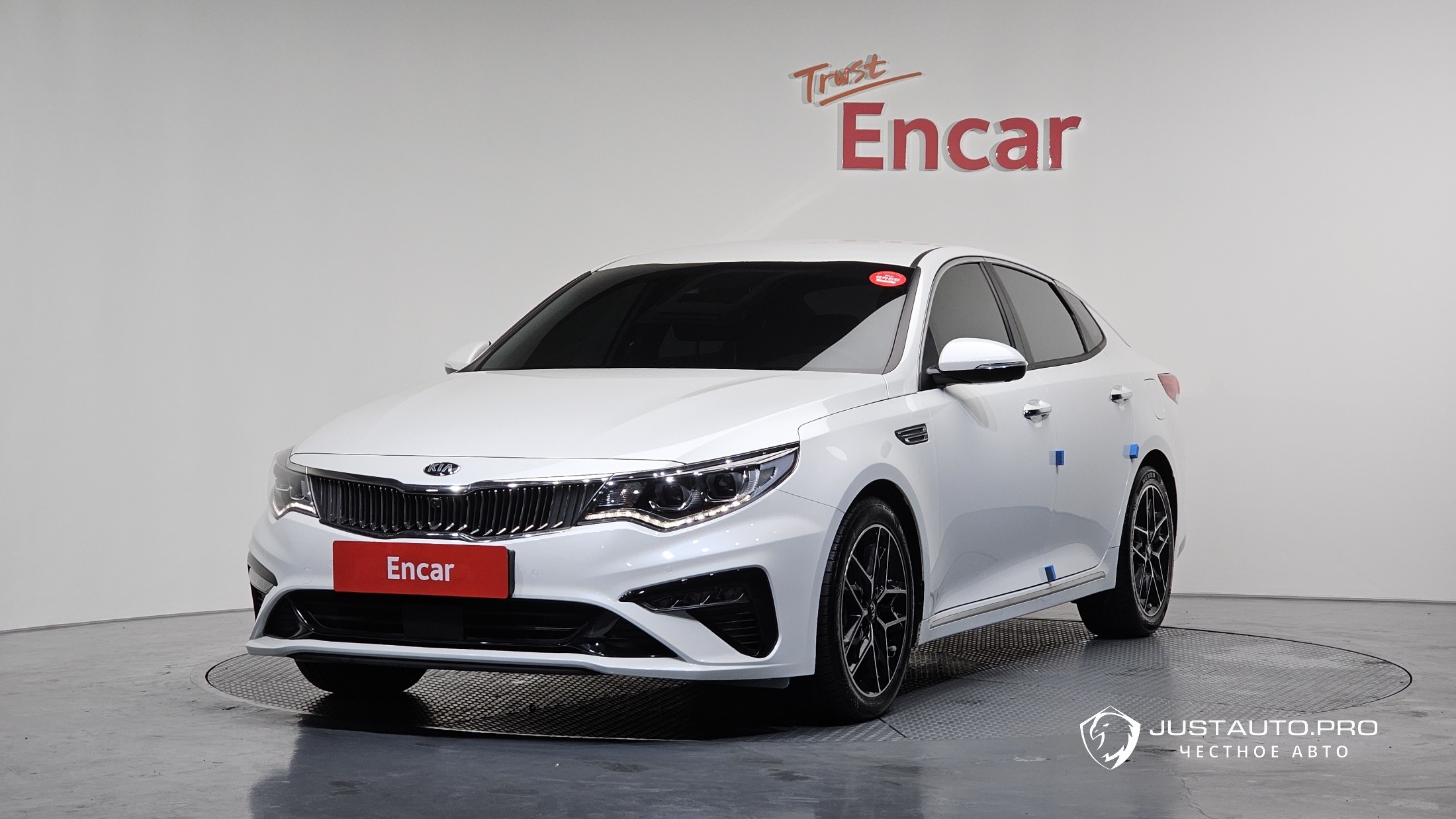 Автомобиль Kia K5