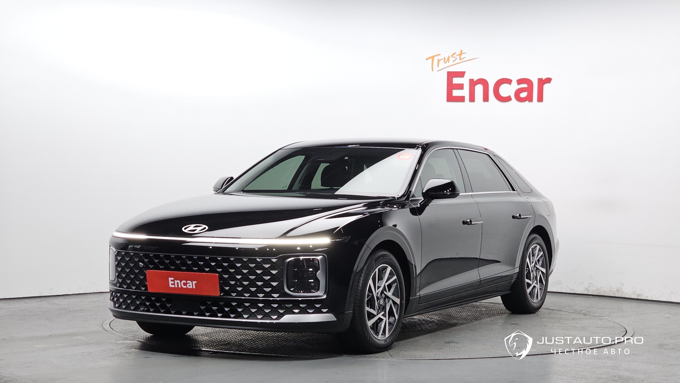 Автомобиль Hyundai Grandeur