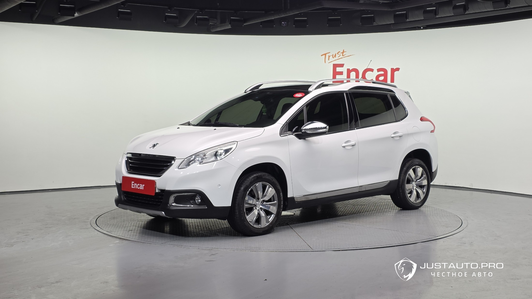 Автомобиль Peugeot 2008