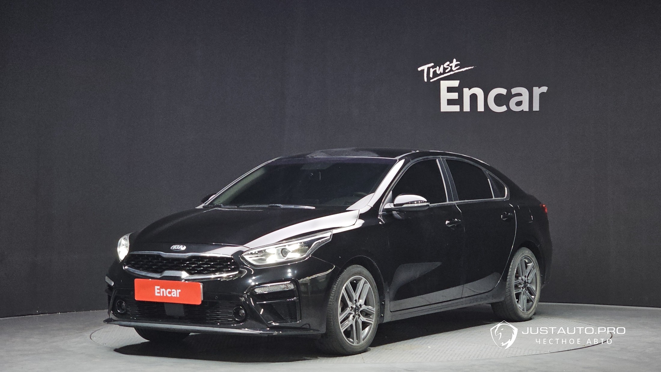 Автомобиль Kia K3