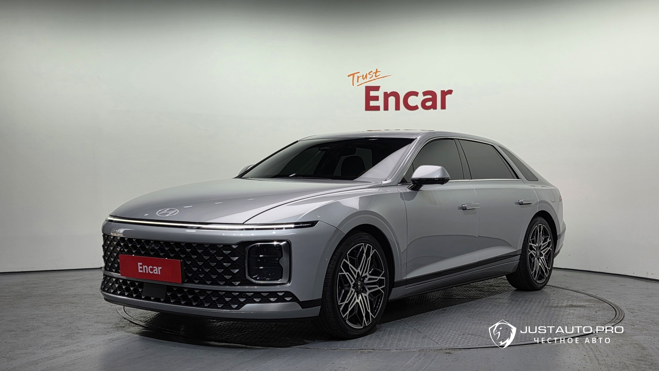 Автомобиль Hyundai Grandeur