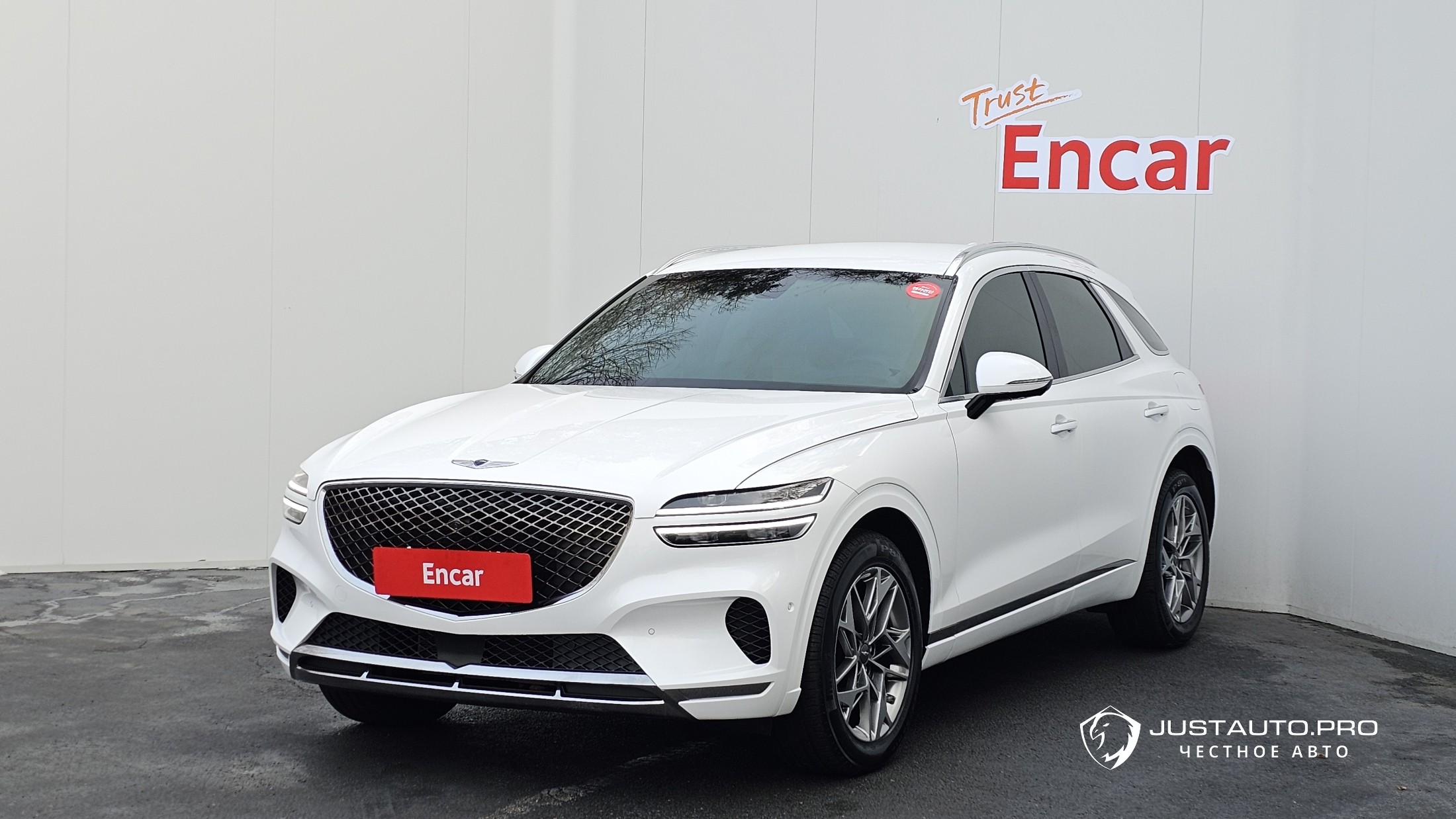 Автомобиль Genesis GV70