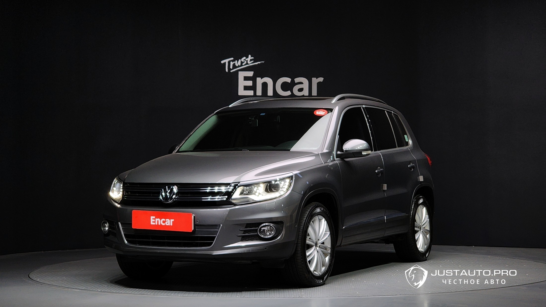 Автомобиль Volkswagen Tiguan