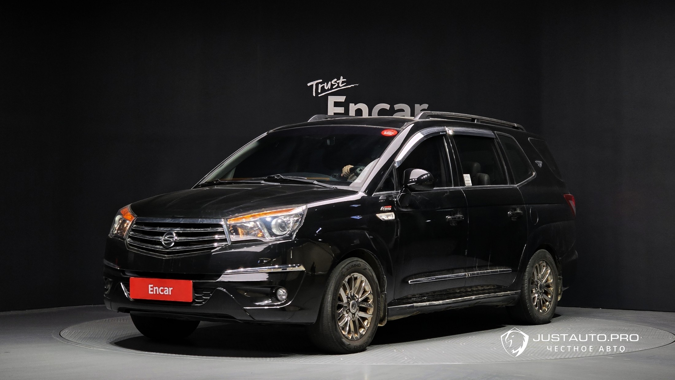 Автомобиль KG_Mobility_Ssangyong KORANDO