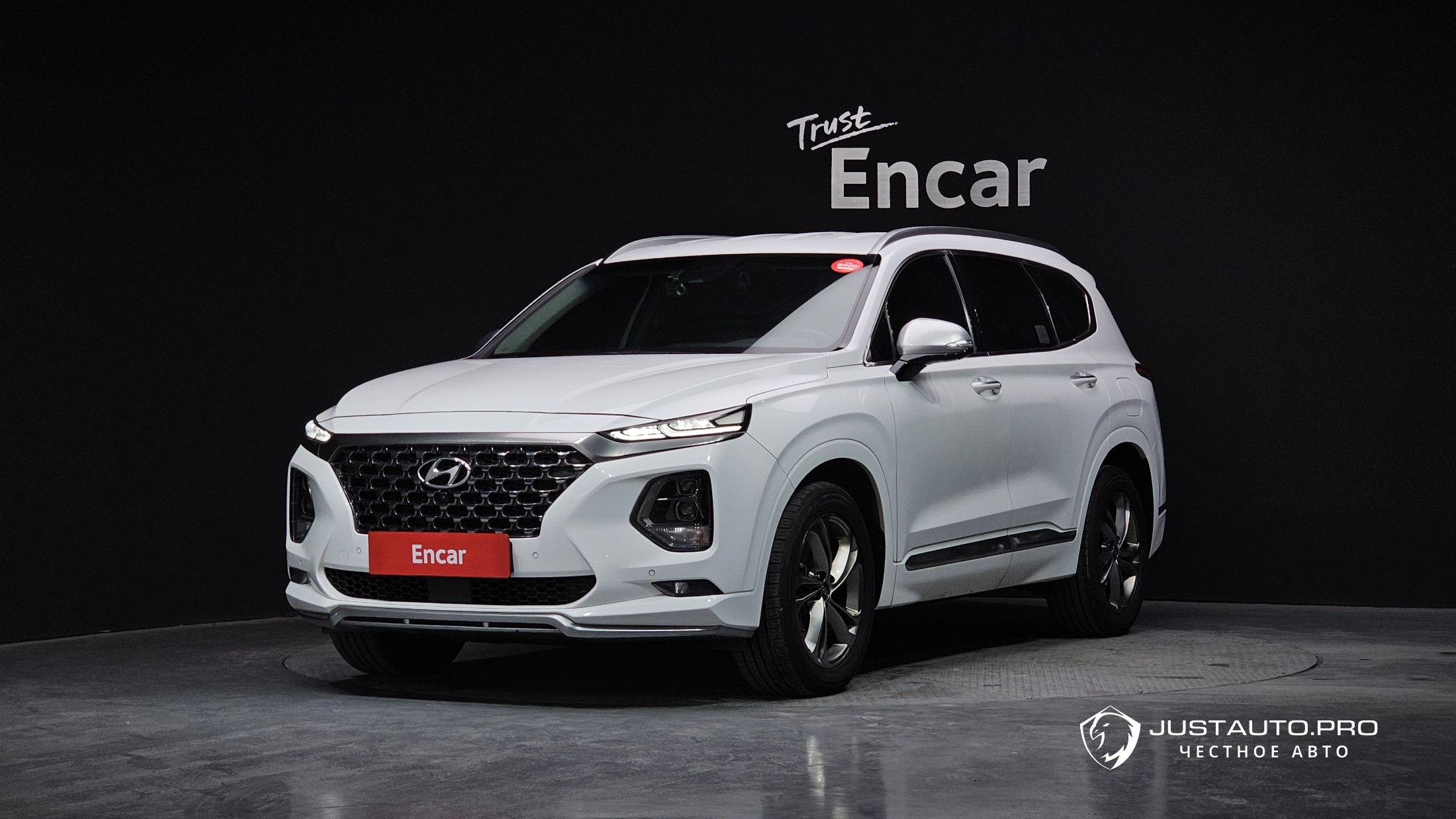 Автомобиль Hyundai Santafe