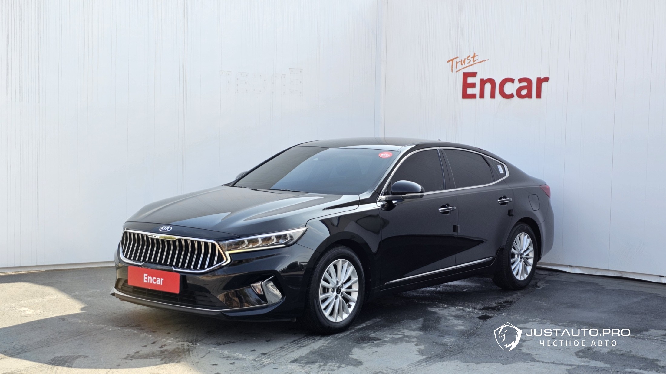 Автомобиль Kia K7