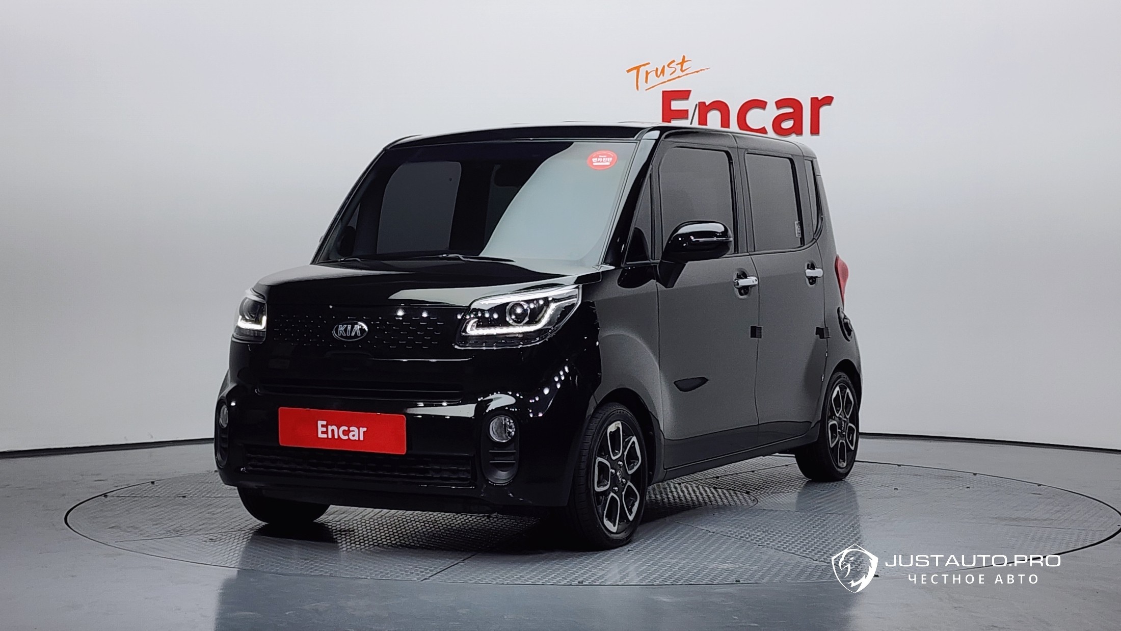 Автомобиль Kia RAY