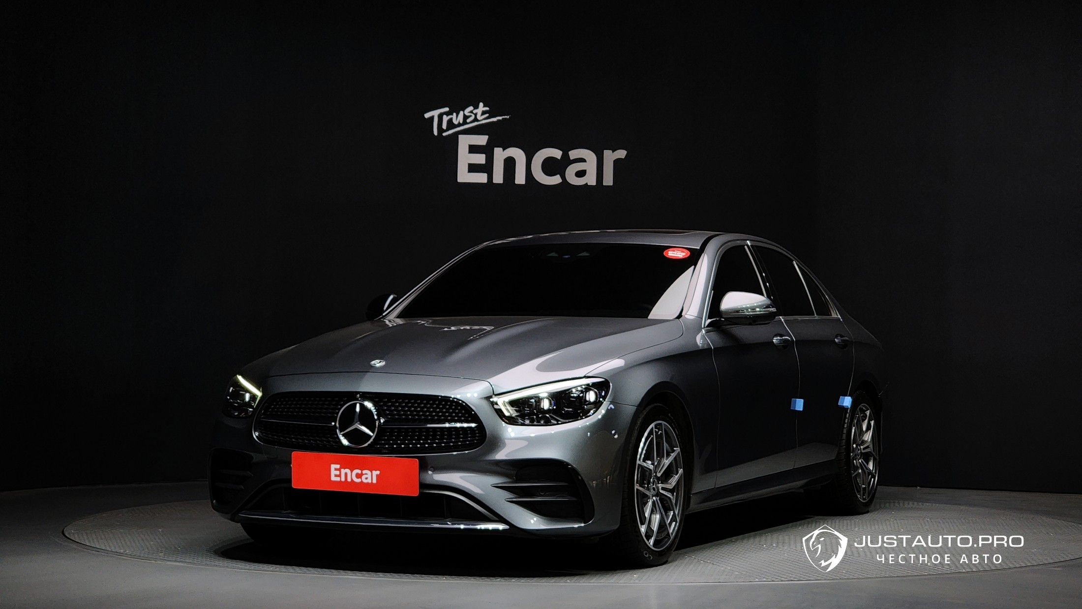 Автомобиль Mercedes-Benz E-Class