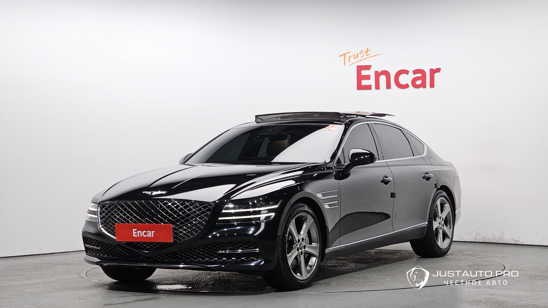 Автомобиль Genesis G80